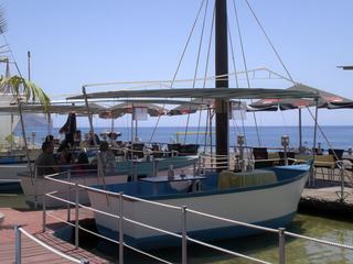 Restaurant sur la marina à Funchal